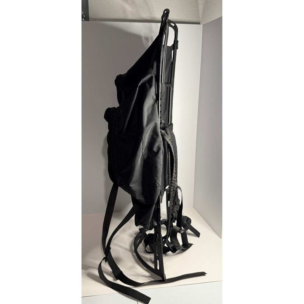 Vintage Coleman Peak 1 External Frame Backpack Black Hiking Camping Made in USA - Picture 4 of 4
